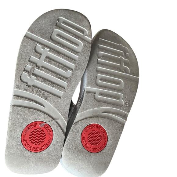 Fitflop Lulu Silver Metallic Gray Thong Sandals size 8 - Picture 9 of 10